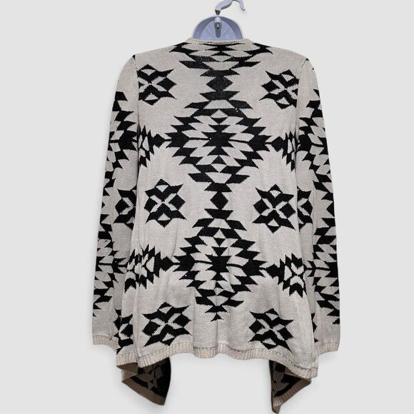 Womens Waterfall Cardigan M Black Aztec Dutton Boho Western Southwestern Sequins - Picture 8 of 11